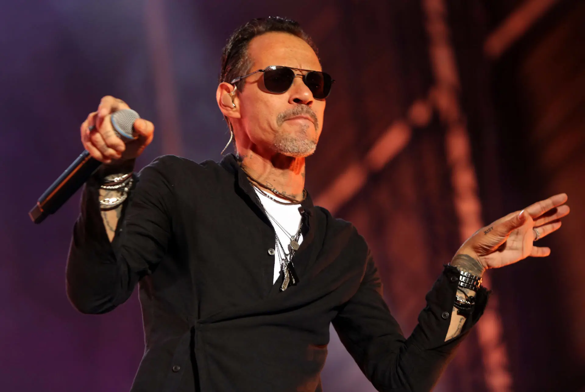 Marc Anthony Presenta Su Nuevo Álbum - Muevense,