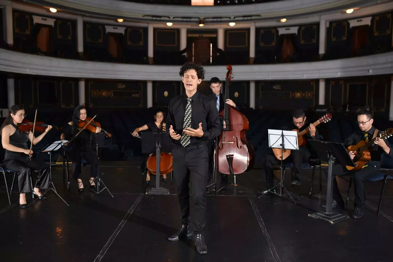 NUESTRO JURAMENTO -Un Amor entre Cuerdas.