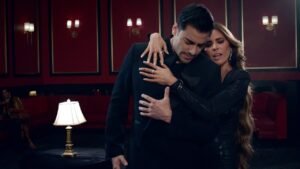 Zona de Riesgo-Gloria Trevi y Carlos Rivera.