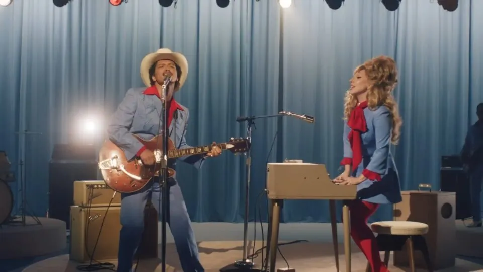 Lady Gaga y Bruno Mars Lanzan “Die With a Smile” Lady Gaga y Bruno Mars Lanzan “Die With a Smile”