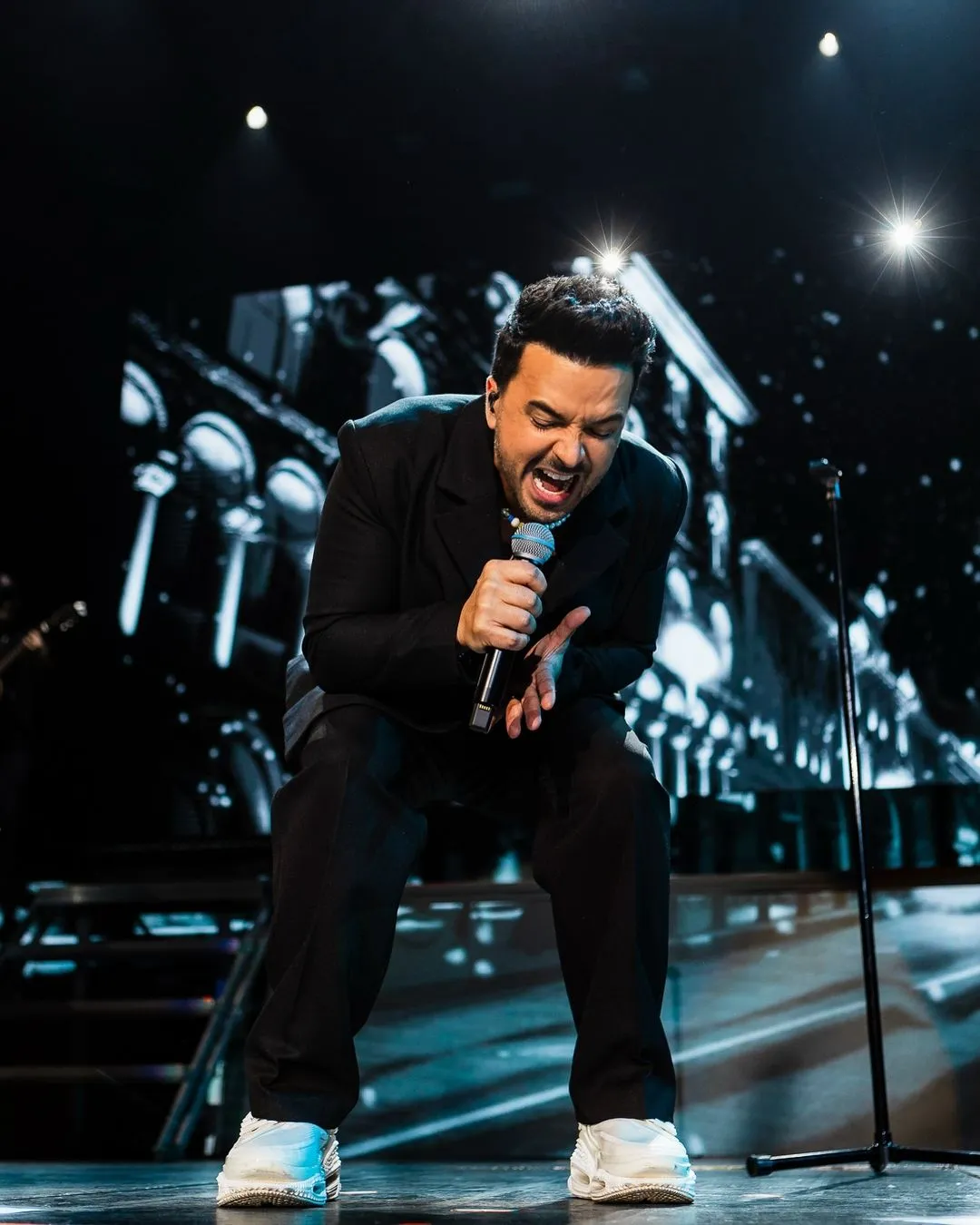 Luis Fonsi Estrena Balada Para Cine.