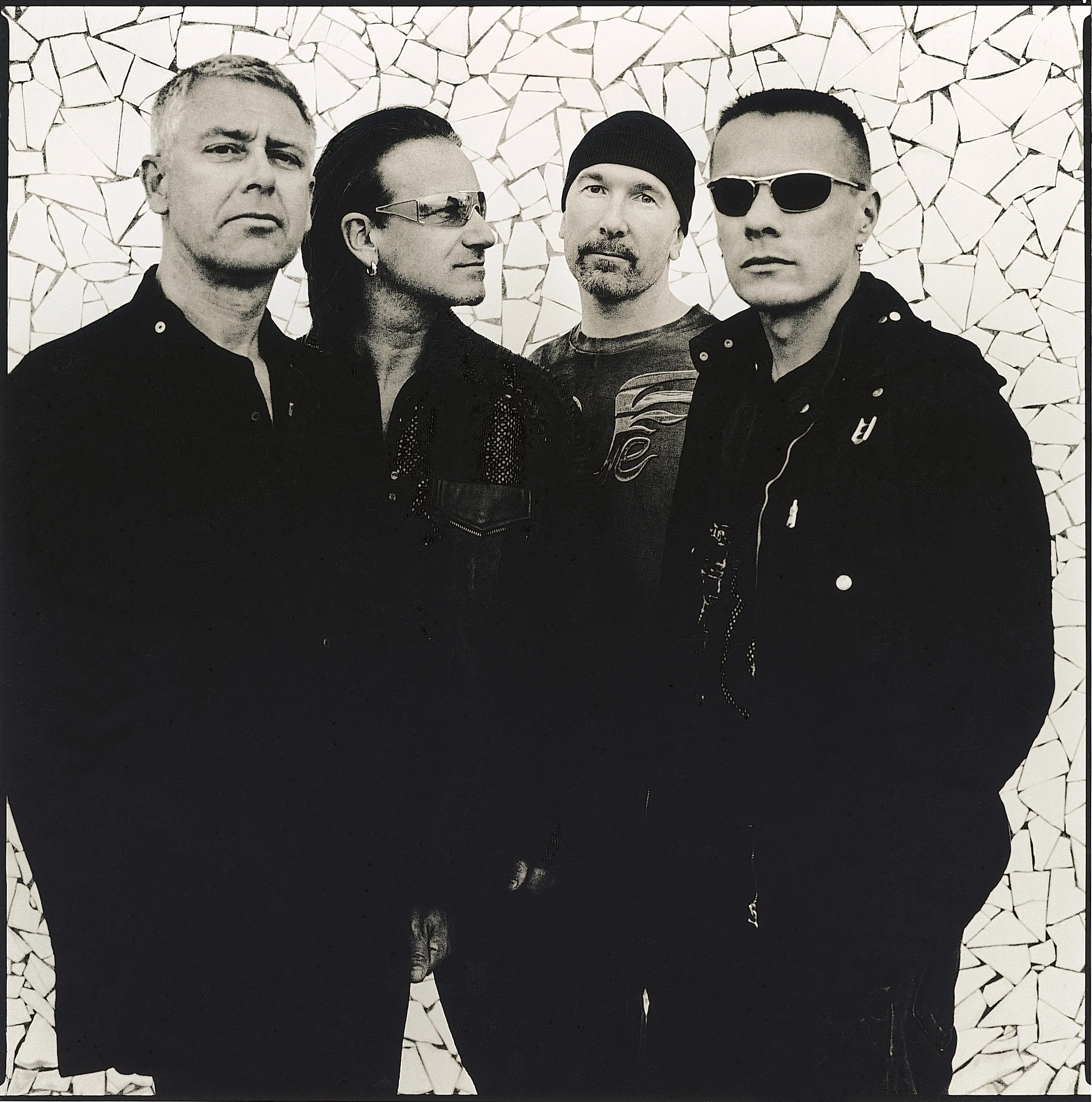 Nuevo álbum de U2 sorprende a fans Nuevo álbum de U2 sorprende a fans