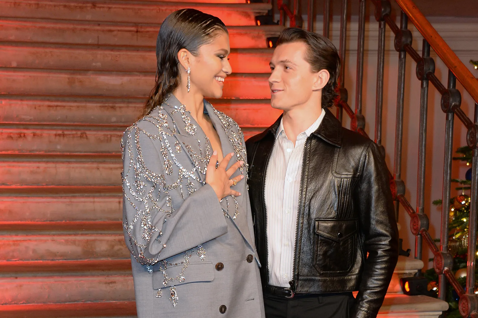 Zendaya y Tom Holland: Compromiso Confirmado Zendaya y Tom Holland: Compromiso Confirmado