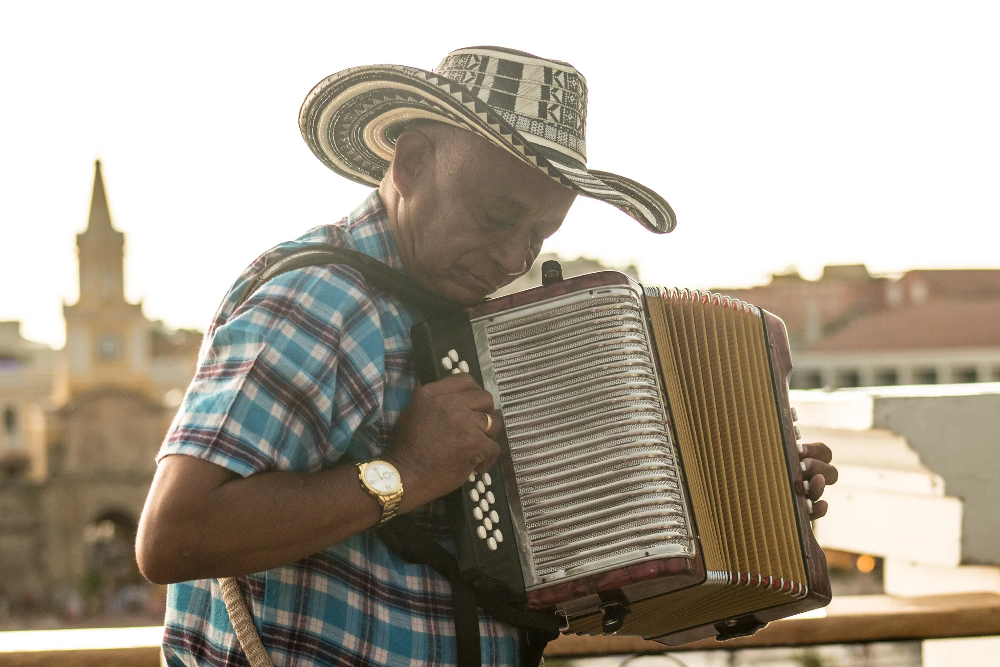 La Música colombiana Está En Auge. La Música colombiana Está En Auge.