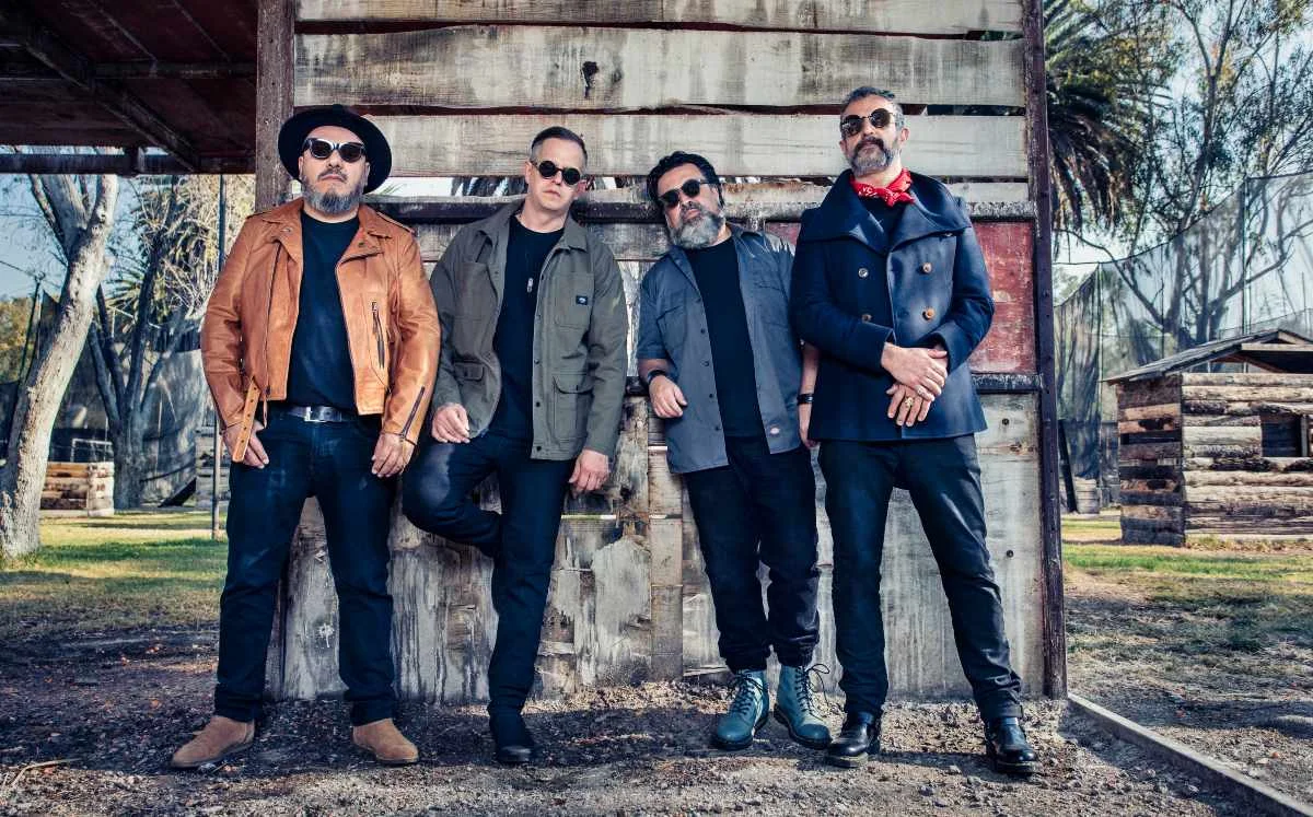 Molotov vuelve a Buenos Aires con su gira mundial de 30 años. La banda tocará el 4 de diciembre en el Movistar Arena. Entradas desde el 11 de junio. Molotov vuelve a Buenos Aires con su gira mundial de 30 años. La banda tocará el 4 de diciembre en el Movistar Arena. Entradas desde el 11 de junio.