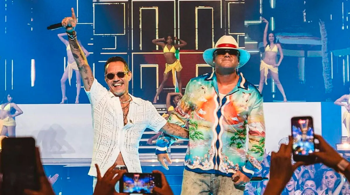 Marc Anthony y Wisin en la Radio. Marc Anthony y Wisin en la Radio.