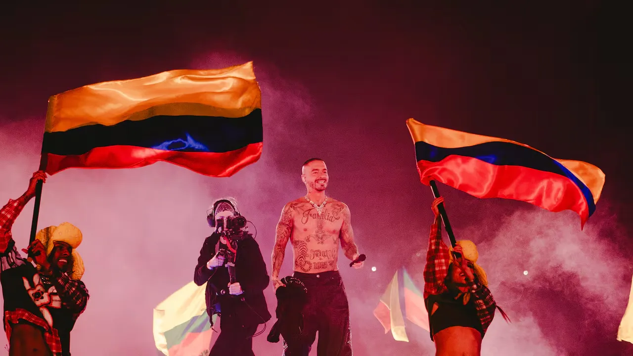 J Balvin Florece con su Primavera en Cali J Balvin Florece con su Primavera en Cali
