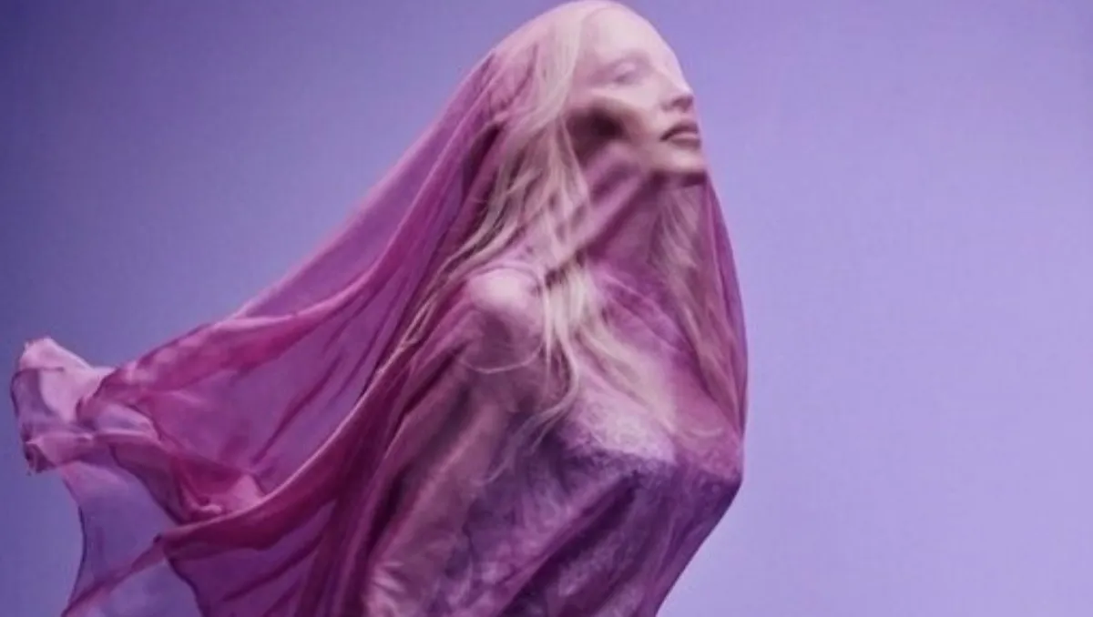 Madonna - I Feel So Free