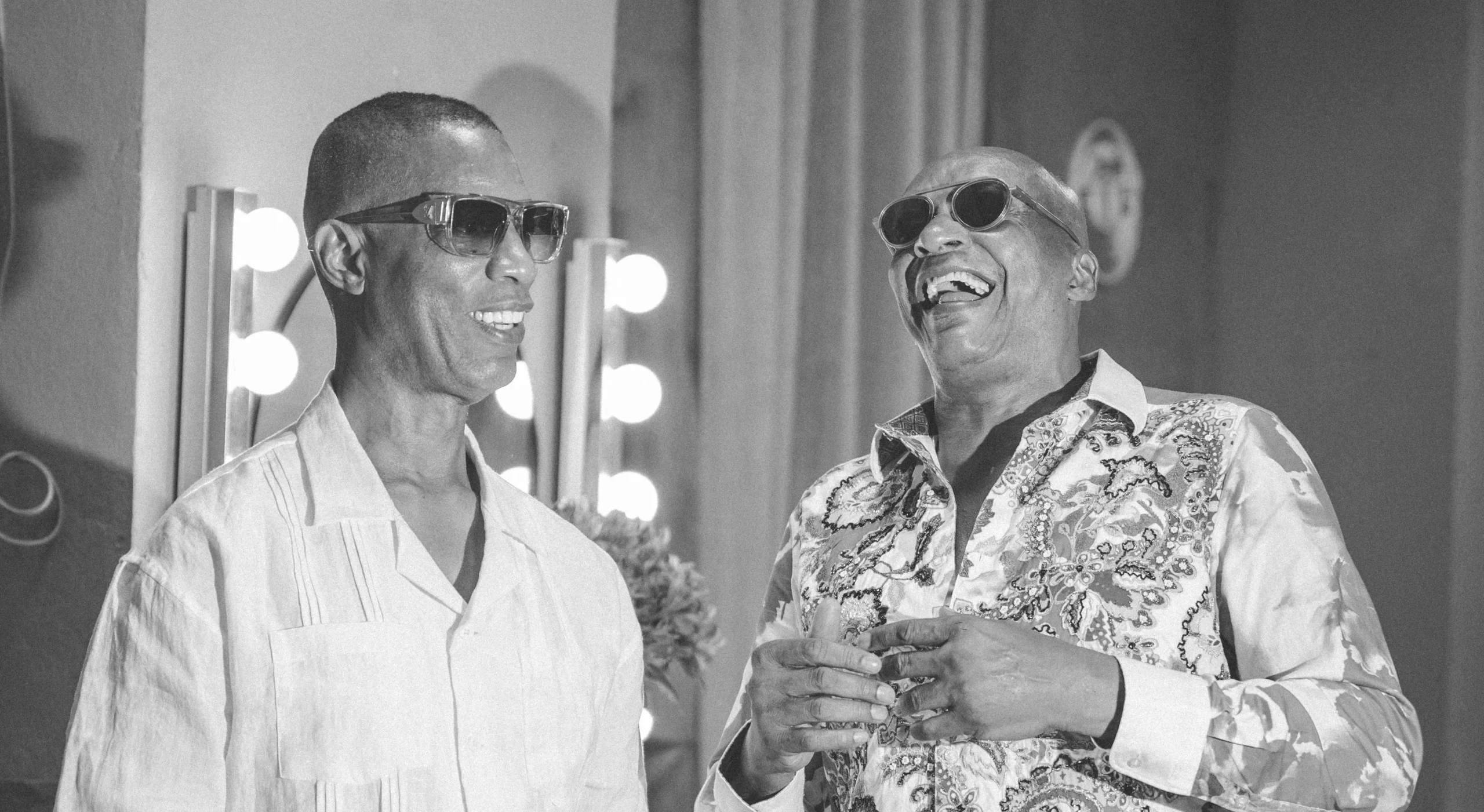 Salsa de Barrio Caleño Celebra el Rugido Eterno de Guayacán