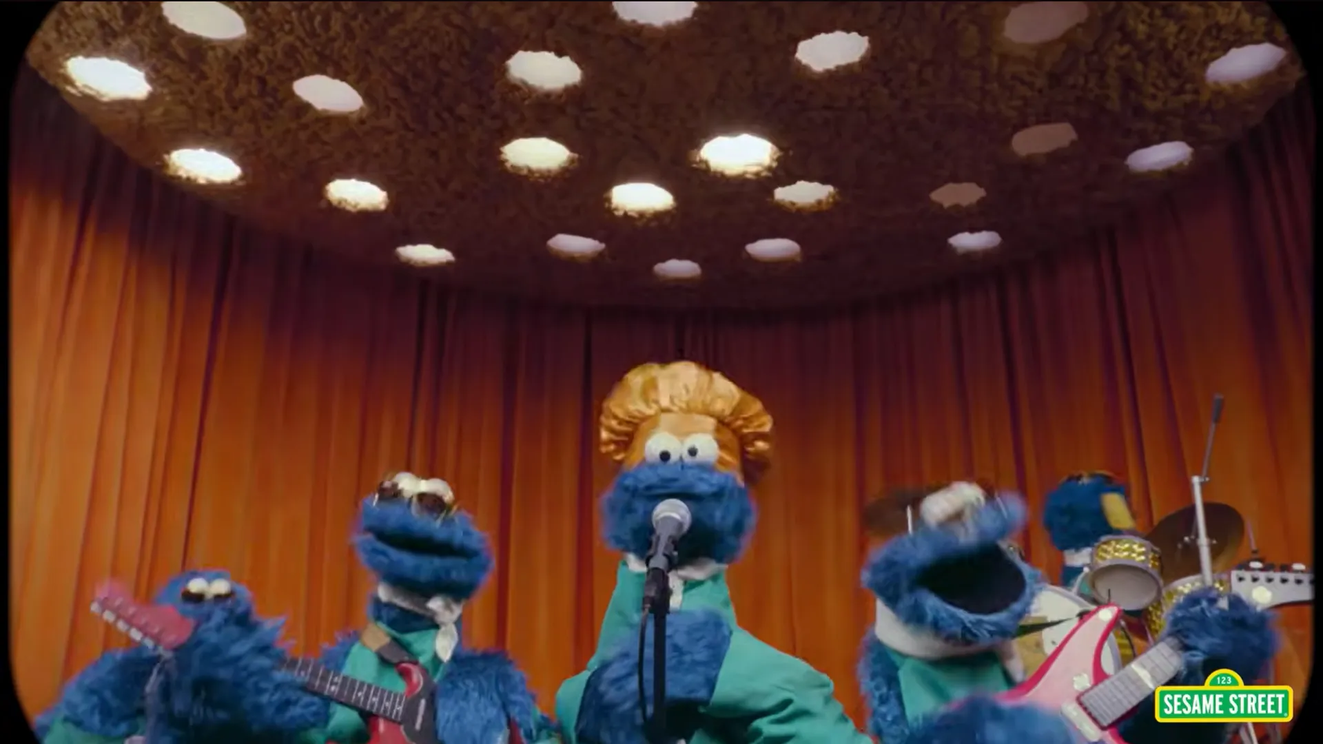 Plaza Sesamo Estrenará Disco Versionando Temazos Pop con Mucha Parodia