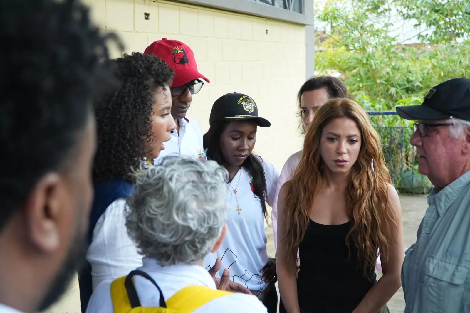 El Compromiso de Shakira en Chocó para Levantar a las Familias tras la Tragedia Sísmica El Compromiso de Shakira en Chocó para Levantar a las Familias tras la Tragedia Sísmica