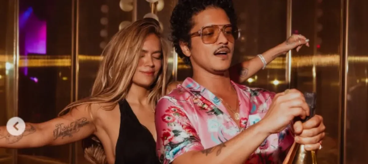 Karol G y Bruno Mars Rumores Tras Videoclip Karol G y Bruno Mars Rumores Tras Videoclip